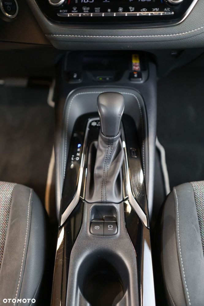 Toyota Corolla - 21