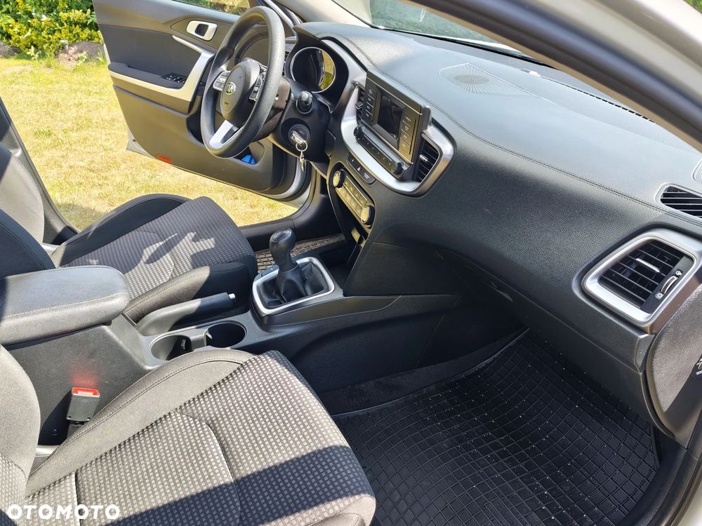 Kia Ceed 1.0 T-GDI L - 17