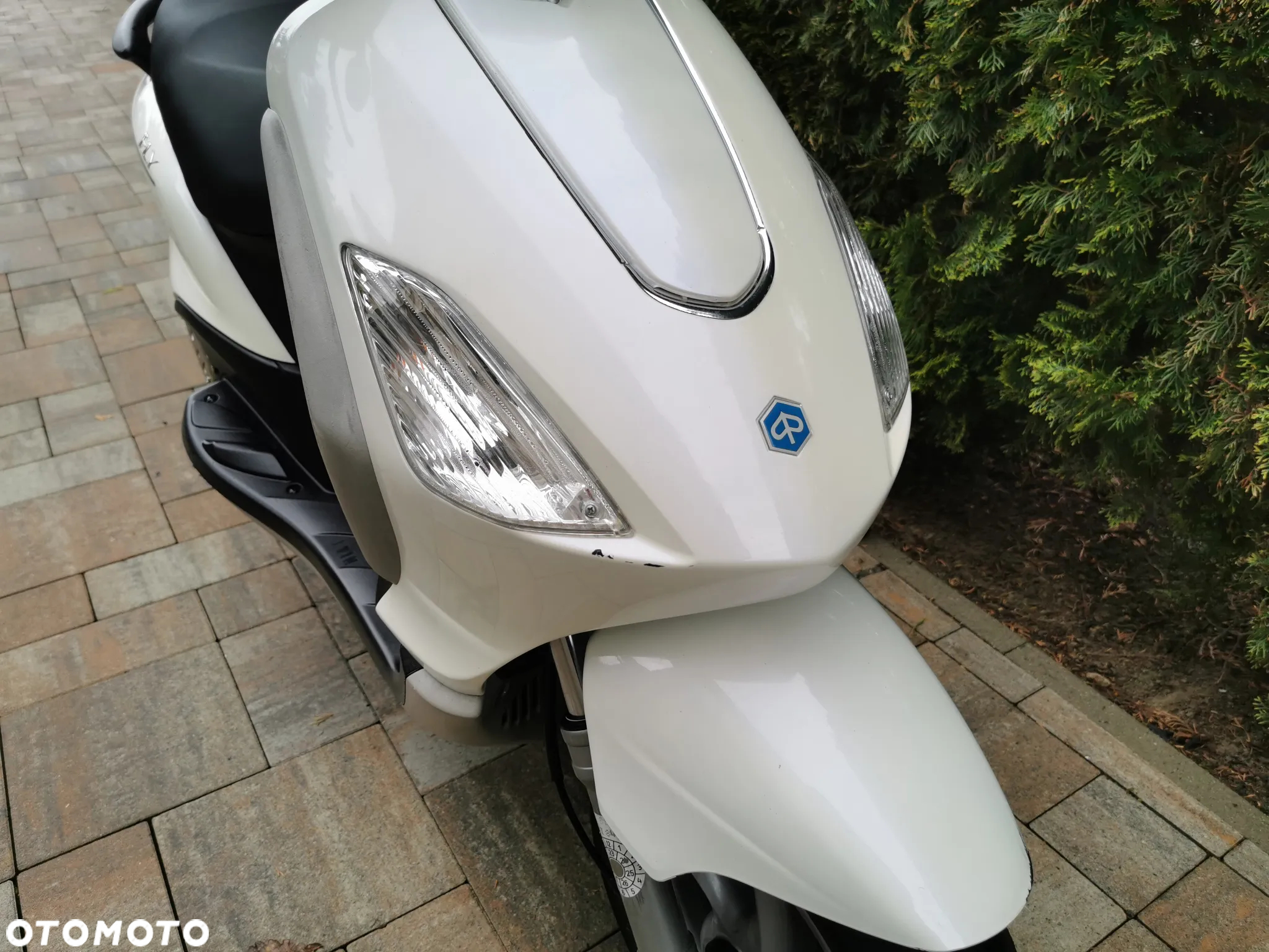 Piaggio FLY - 10
