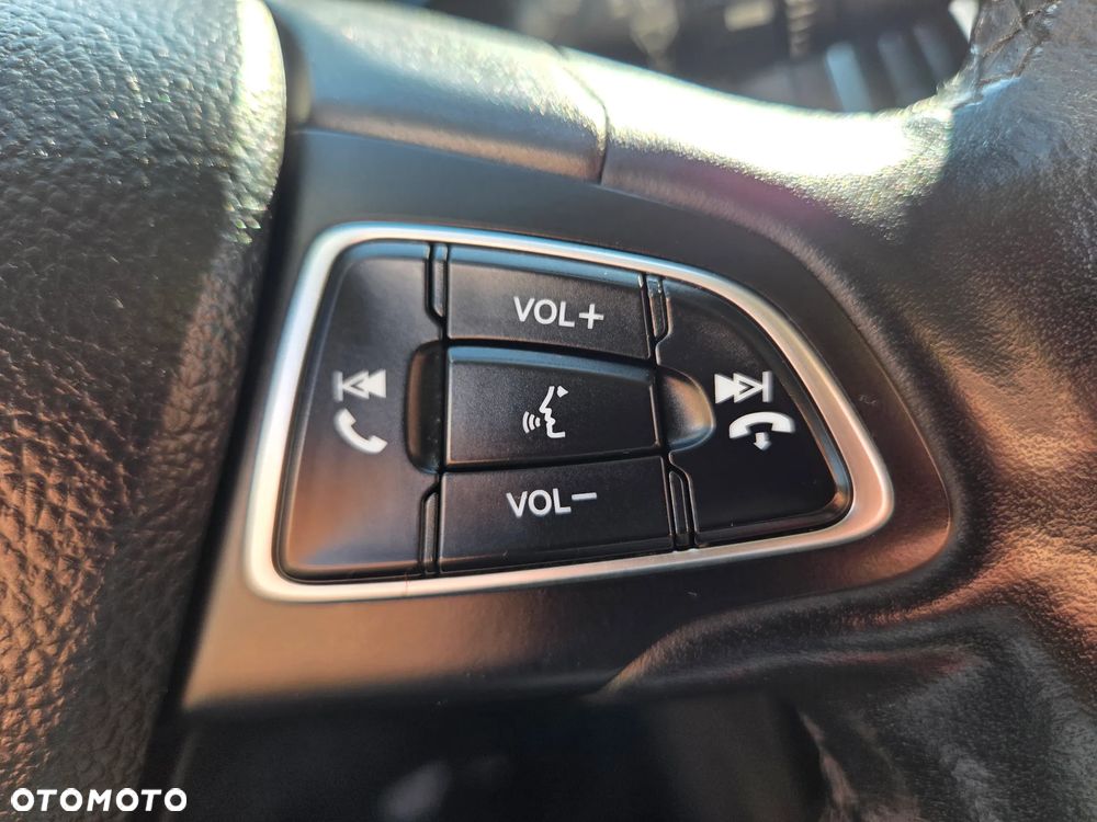 Ford Focus 1.0 EcoBoost Titanium ASS - 23