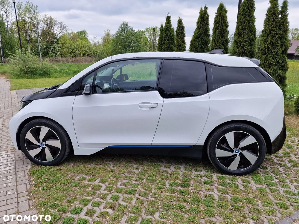 BMW i3 (60 Ah) - 12