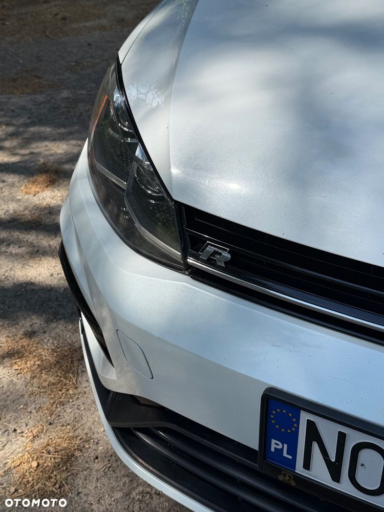 Volkswagen Golf - 2