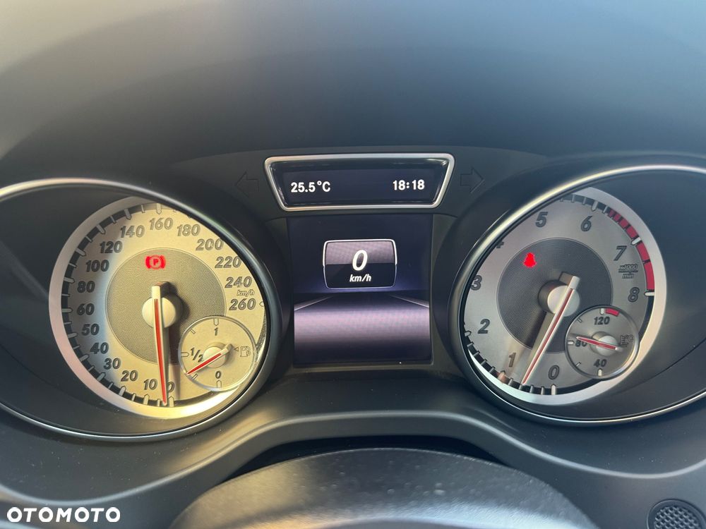 Mercedes-Benz CLA 180 - 23