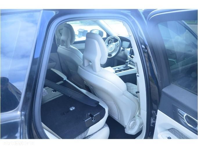 Volvo XC 60 D4 AWD Momentum - 18