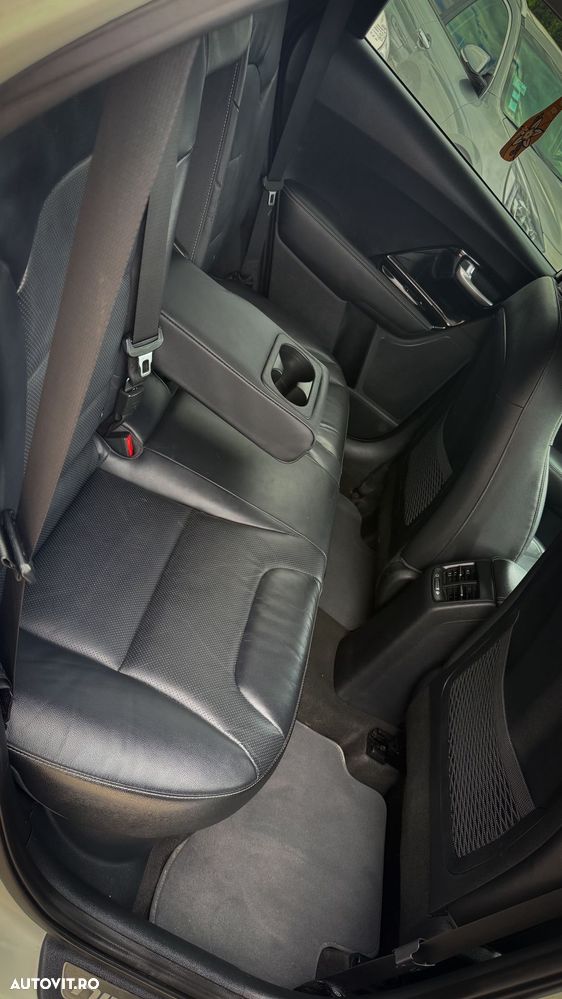 Kia Niro 1.6 GDI 2WD Aut. Edition 7 - 8
