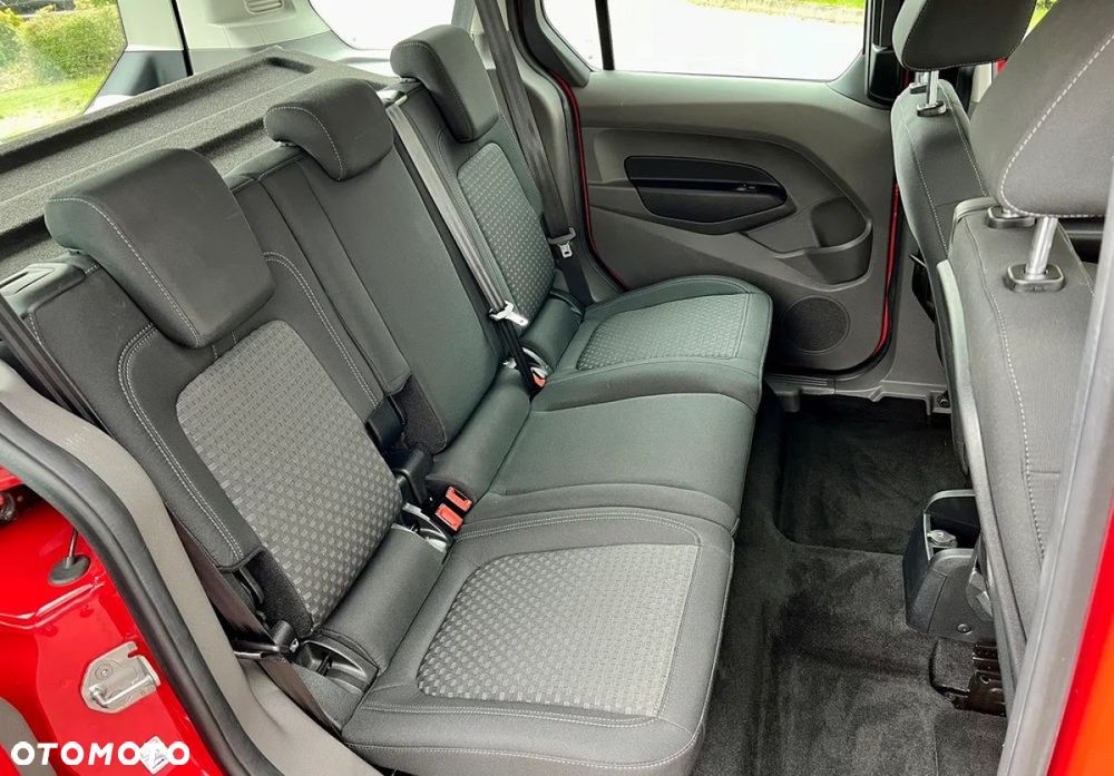 Ford Tourneo Connect 1.5 TDCi Start-Stop Titanium - 35