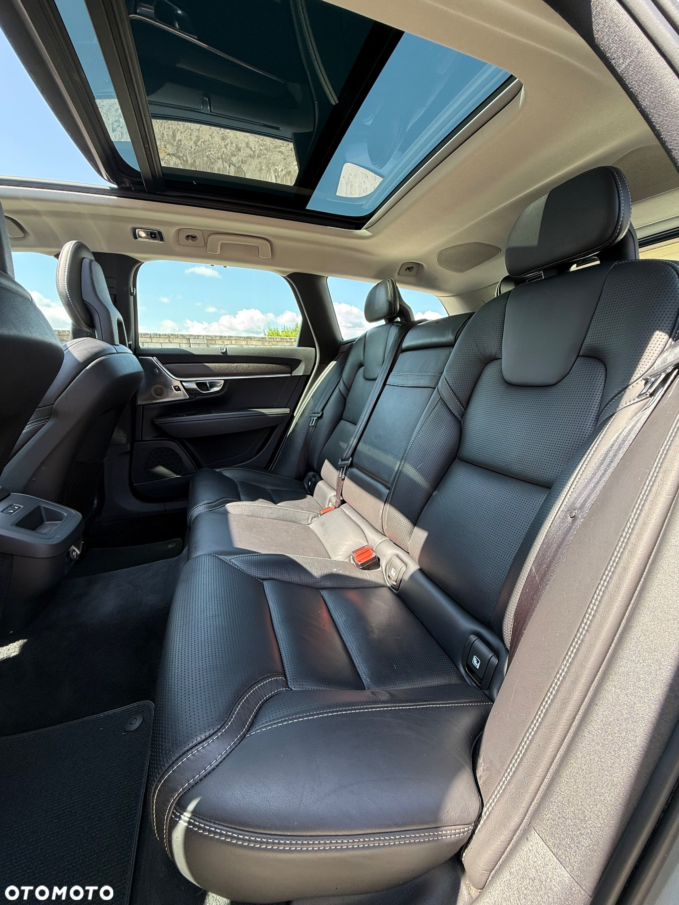 Volvo V90 Cross Country D4 AWD Geartronic Pro - 13
