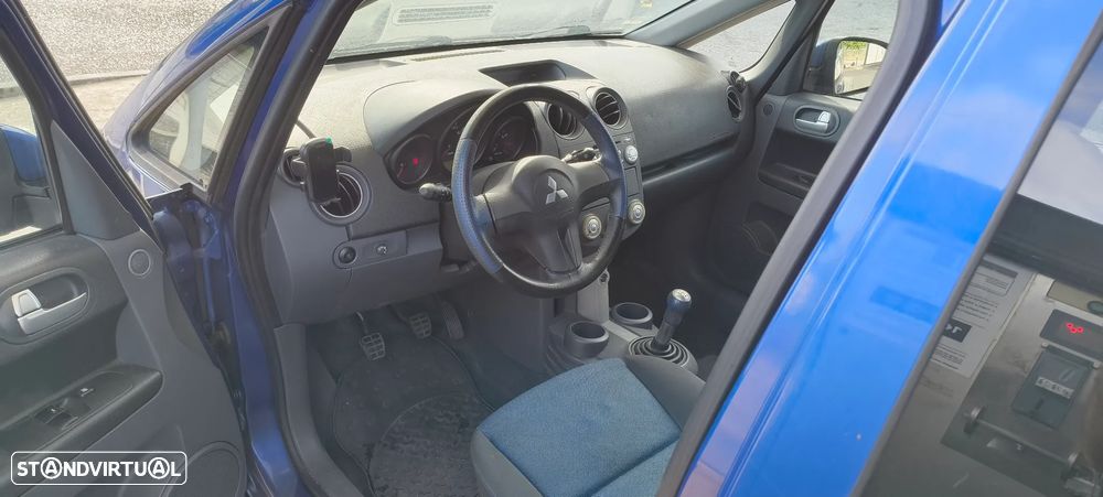 Mitsubishi Colt 1.1 Base - 5
