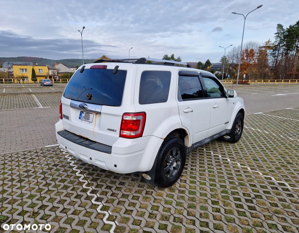 Ford Escape 3.0 XLT 4WD - 5