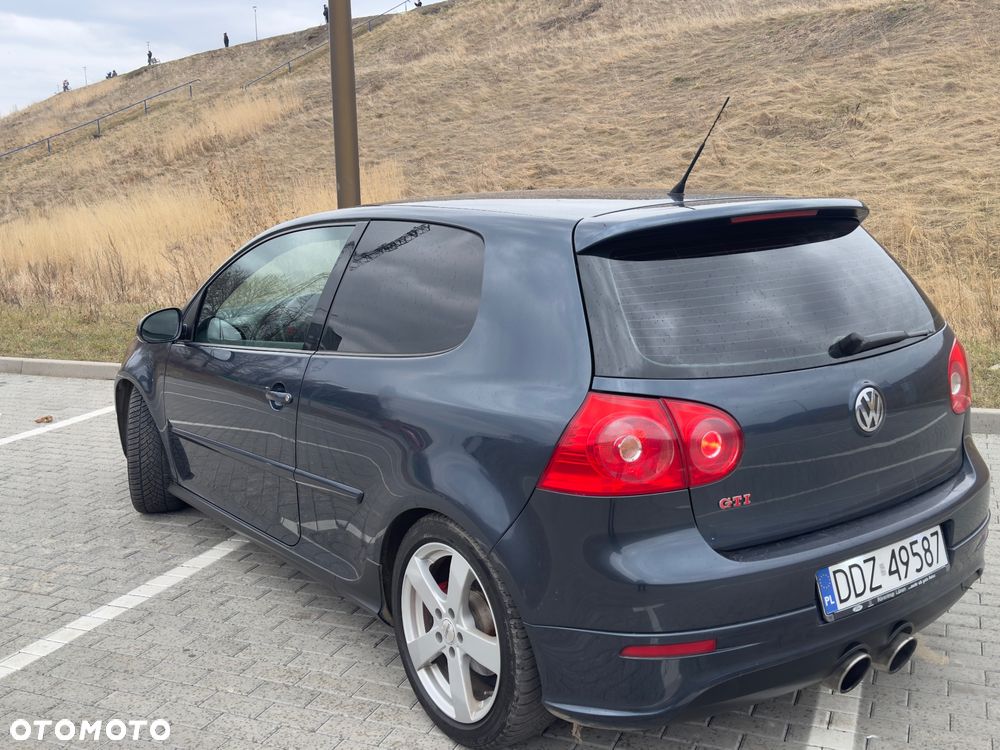 Volkswagen Golf 2.0 GTI - 4