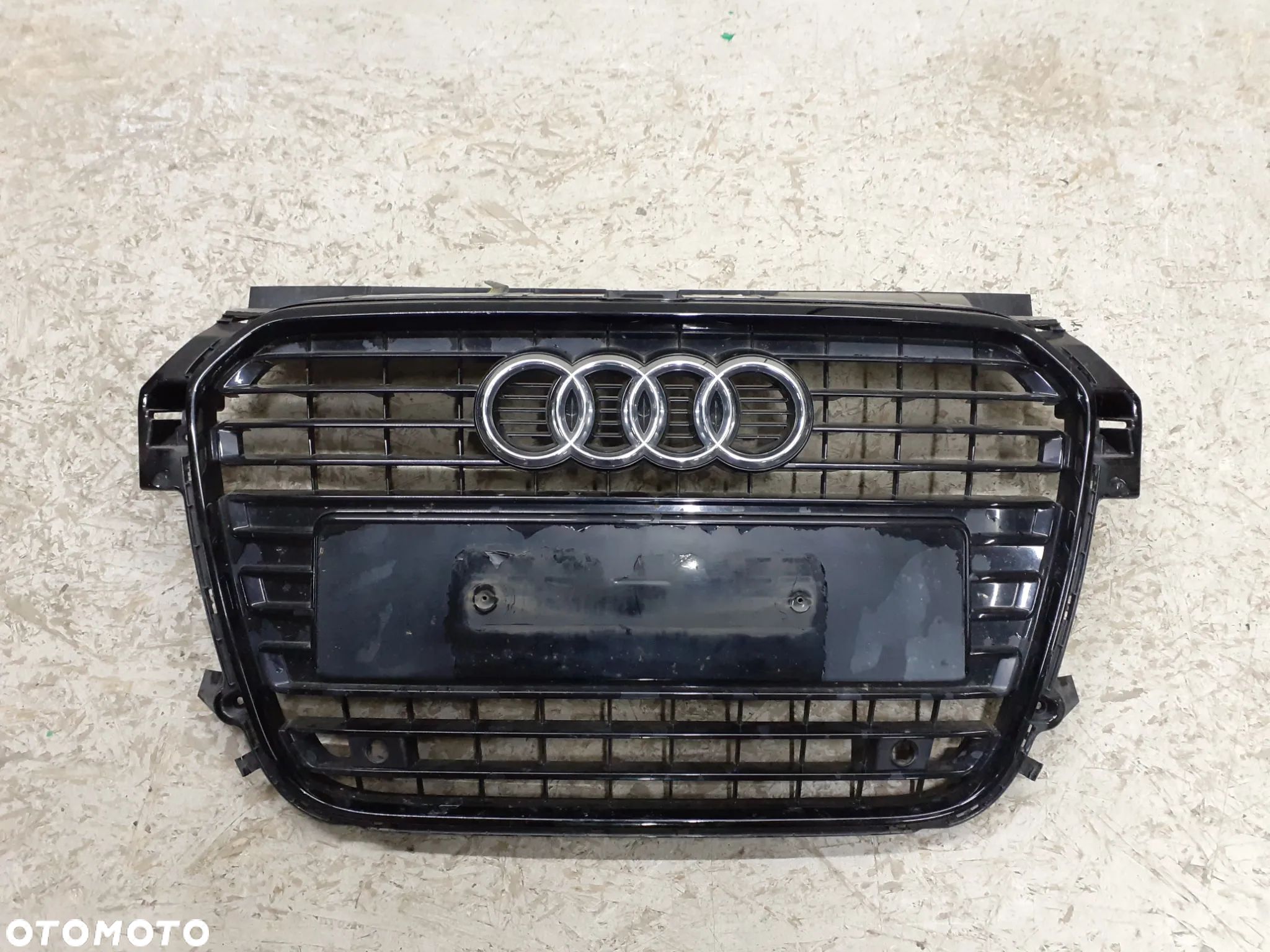 GRILL ATRAPA AUDI A1 8X 2010-2014R 8X0853651 - 1