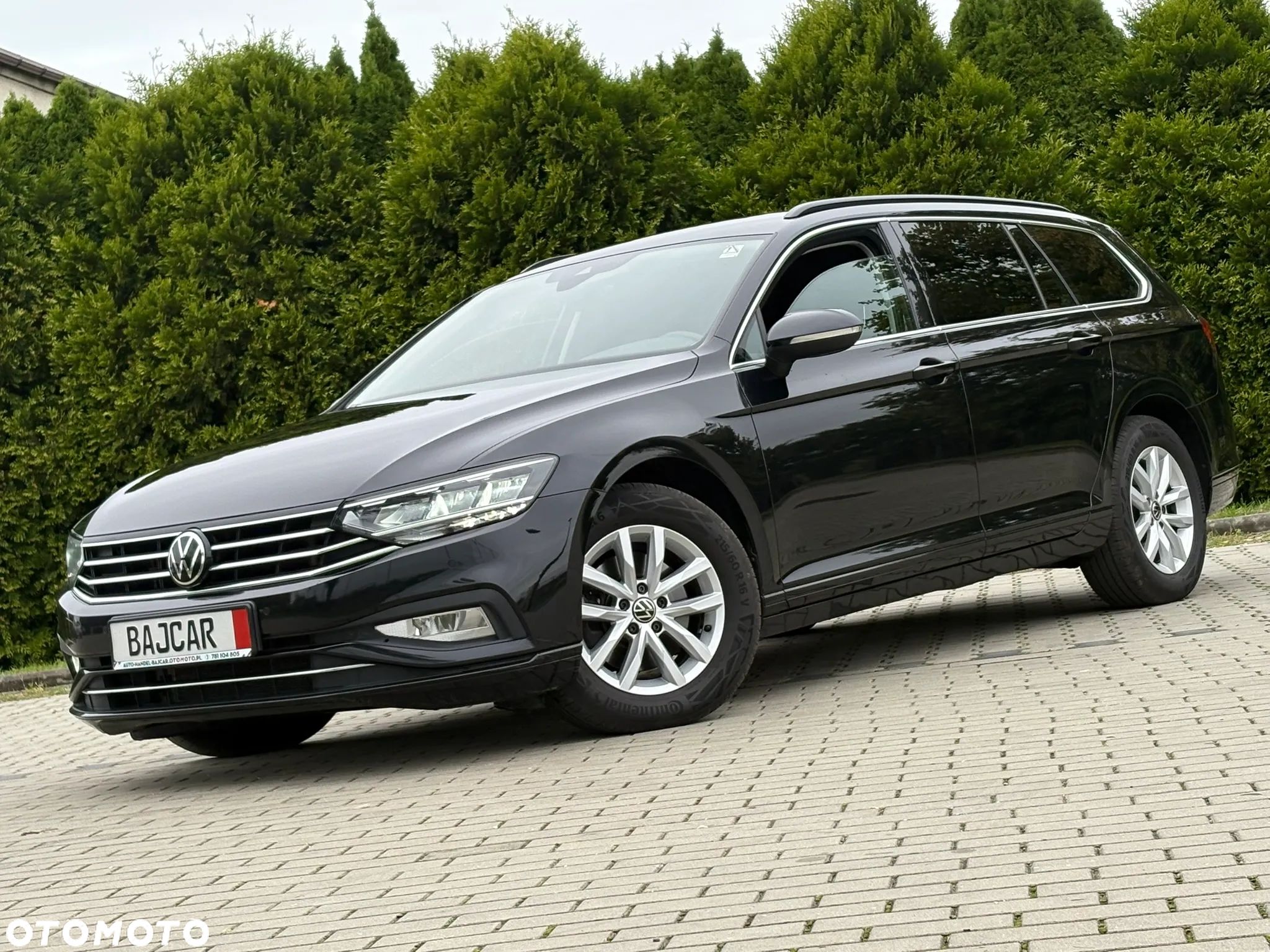 Volkswagen Passat Variant 2.0 TDI SCR DSG Conceptline - 1
