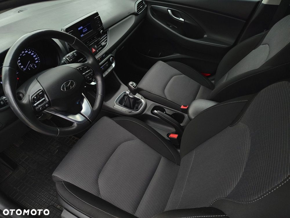 Hyundai i30 - 12