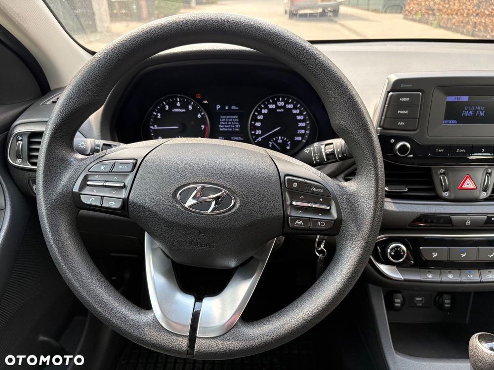 Hyundai i30 1.0 T-GDI Classic + DCT - 14