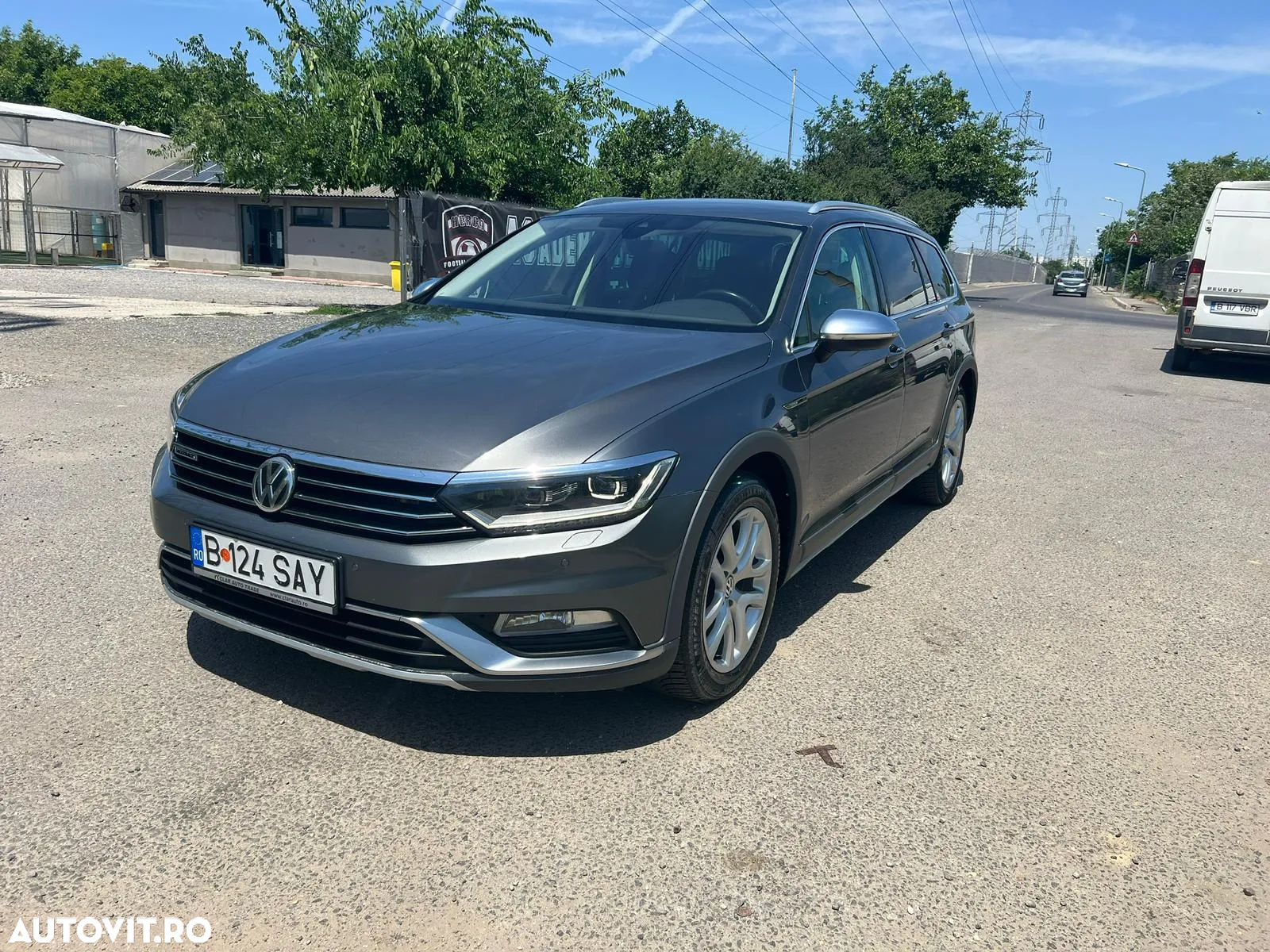 Volkswagen Passat Alltrack 2.0 TDI DSG 4Motion - 2