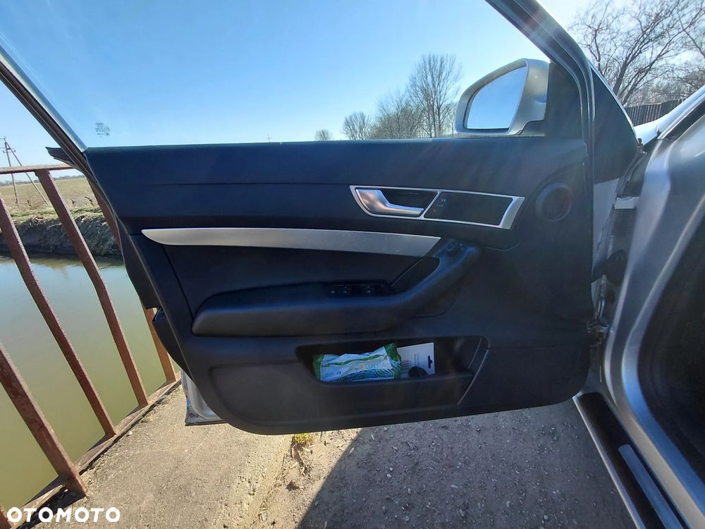 Audi A6 Avant 2.4 quattro - 5