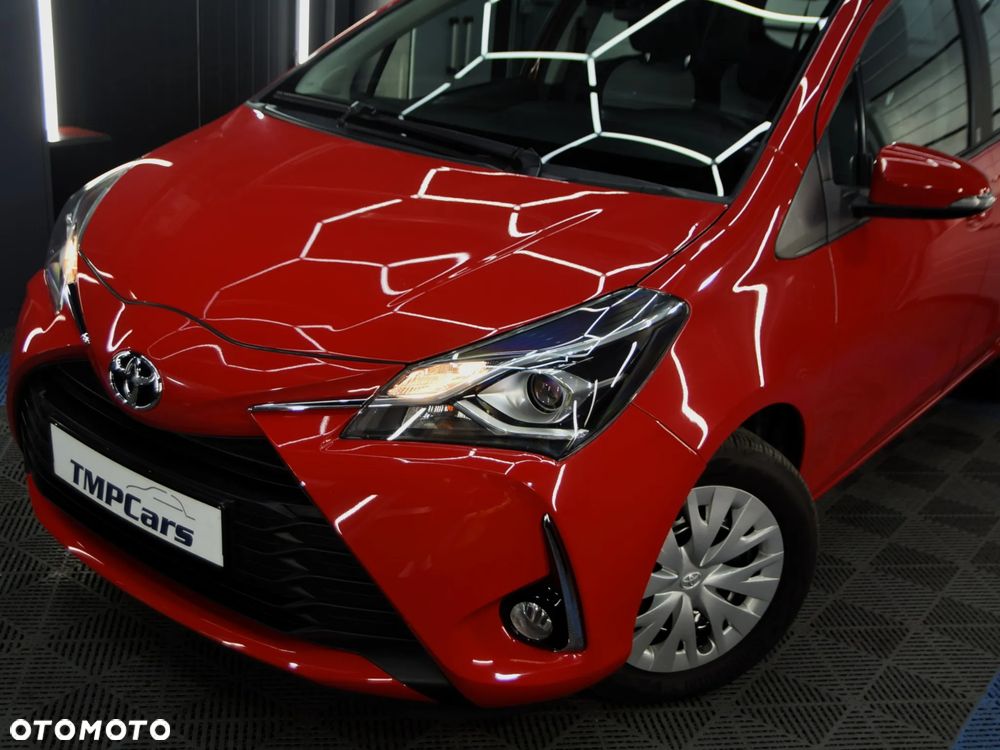 Toyota Yaris 1.5 Premium - 25