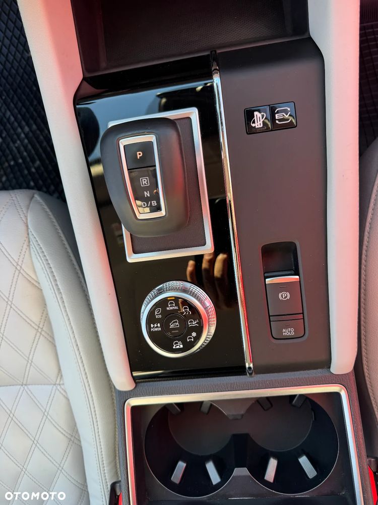 Mitsubishi Outlander 2.4 4WD Top - 16