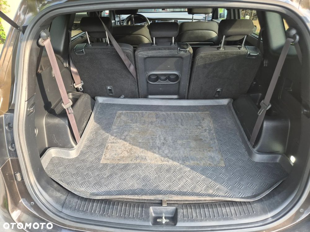 Kia Carens 2.0 GDI L 7os - 14