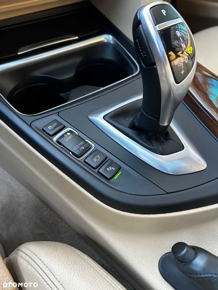 BMW Seria 3 335i xDrive Edition Sport - 22