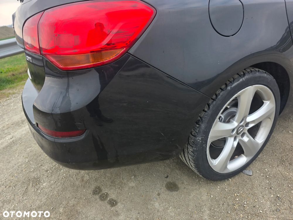 Opel Astra 2.0 CDTI DPF Design Edition - 11