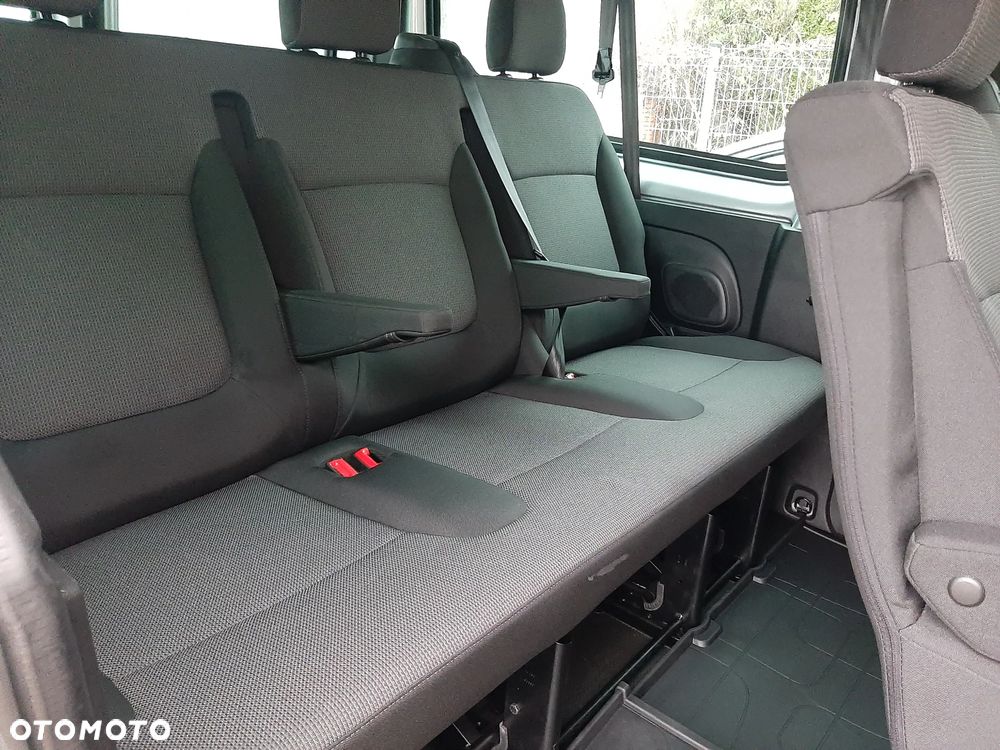 Renault Trafic 2.0 dCi EDC - 27