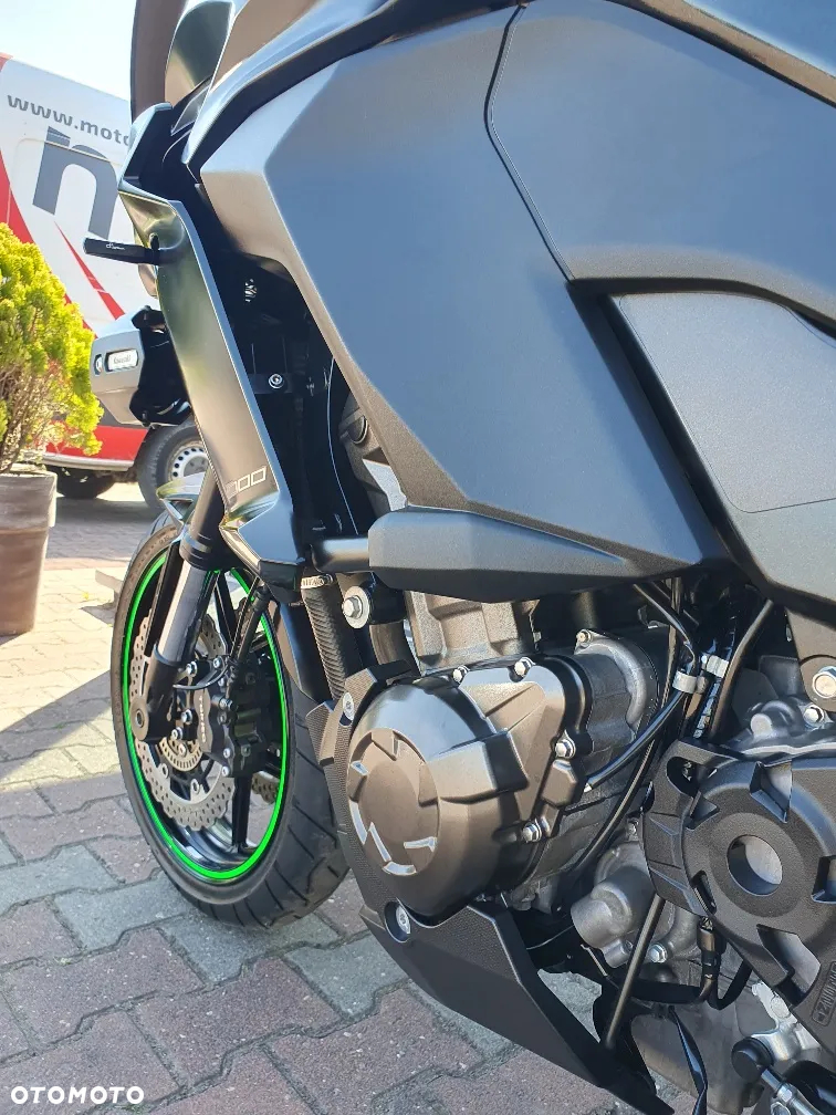 Kawasaki Versys 1000 - 10