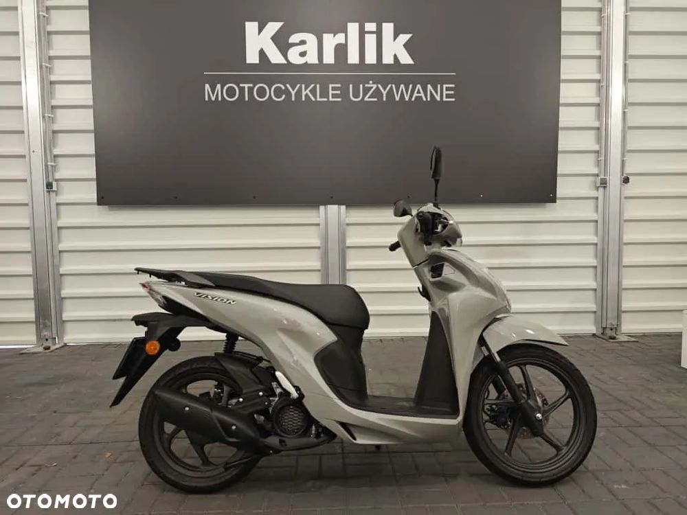Honda Vision - 2