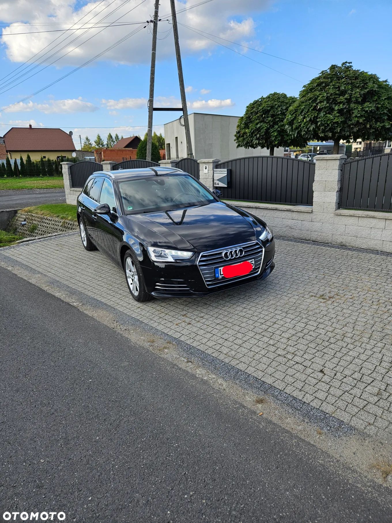 Audi A4 Avant 2.0 TDI S tronic - 1