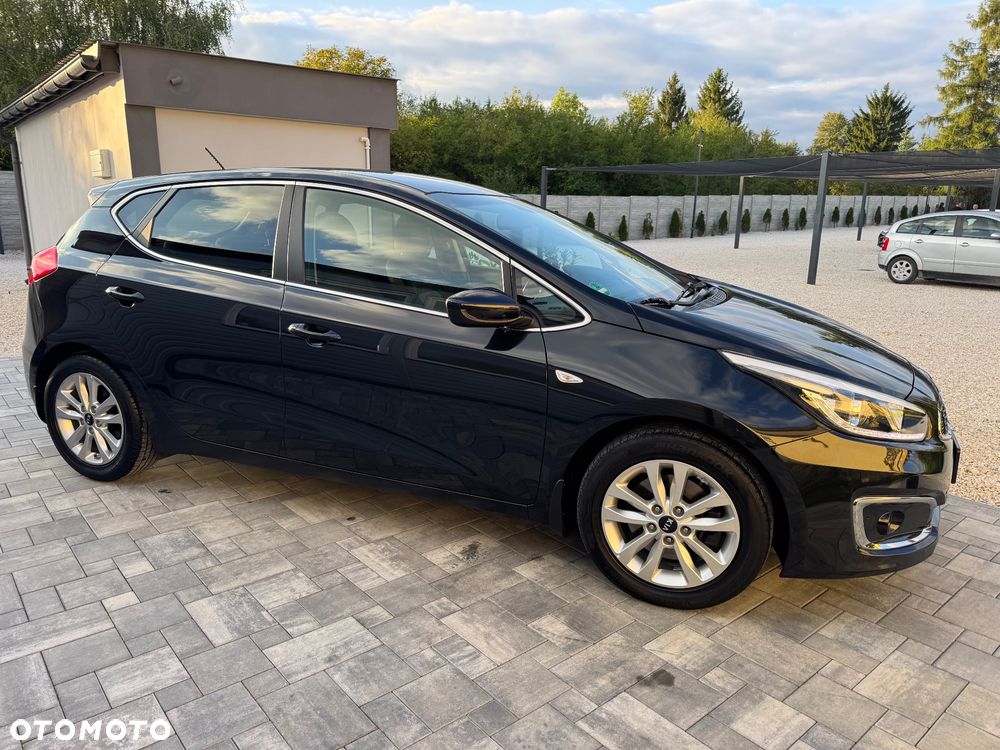 Kia Ceed 1.4 CVVT Dream-Team Edition - 5