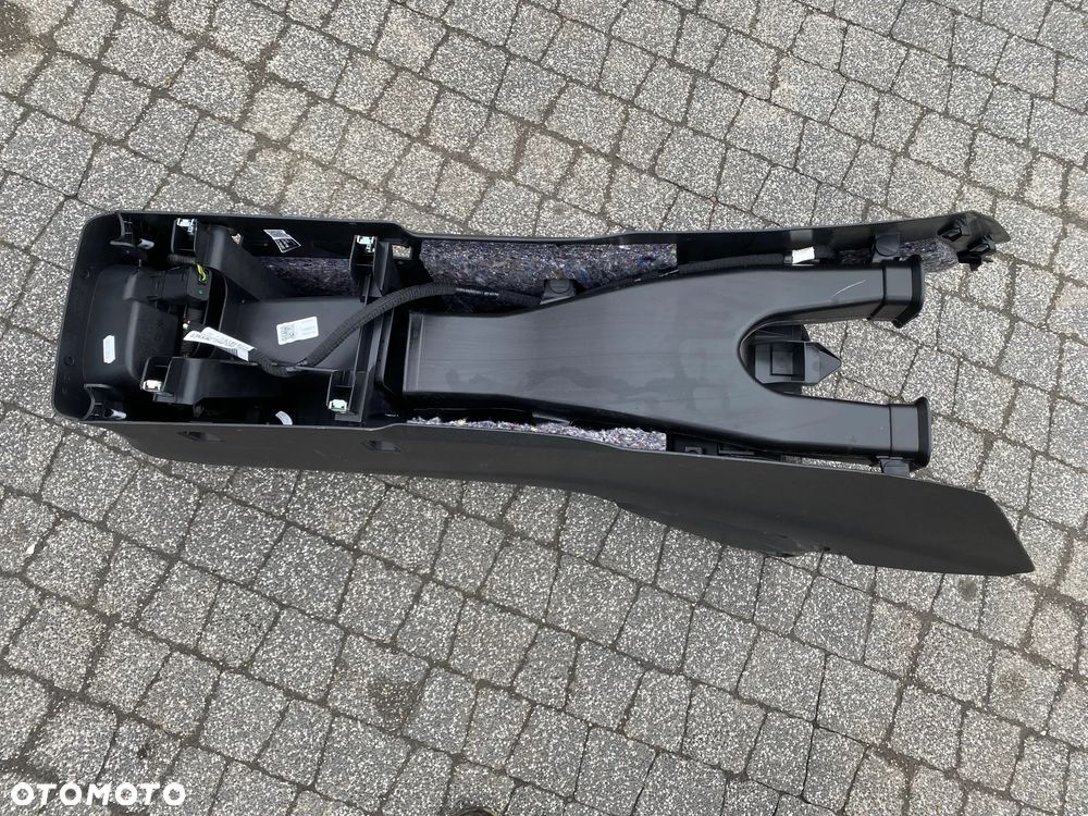 TUNEL ŚRODKOWY PEUGEOT RIFTER - 10