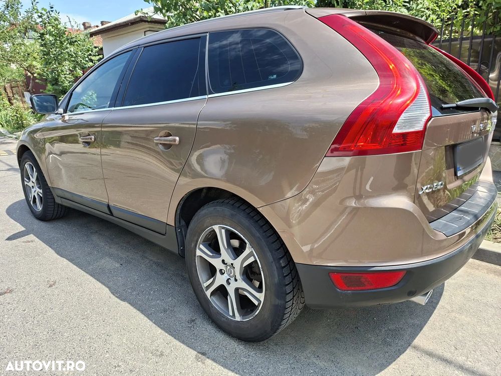 VOLVO XC60 2011 — imagine 20
