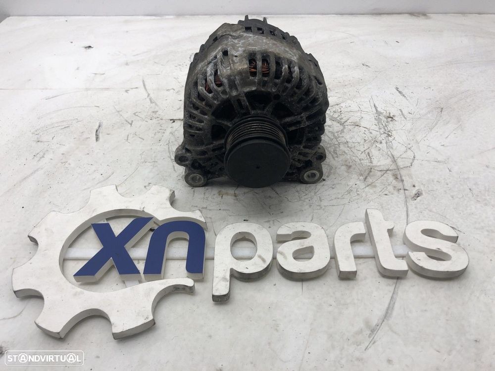 Alternador Usado SEAT LEON (1P1) 1.9 TDI REF. 06F 903 023 C MOTOR BKC / BLS / AR... - 2