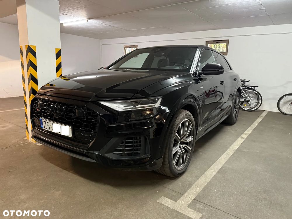 Audi Q8 - 2