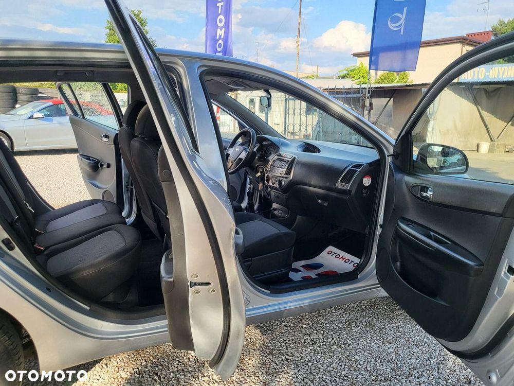 Hyundai i20 - 22