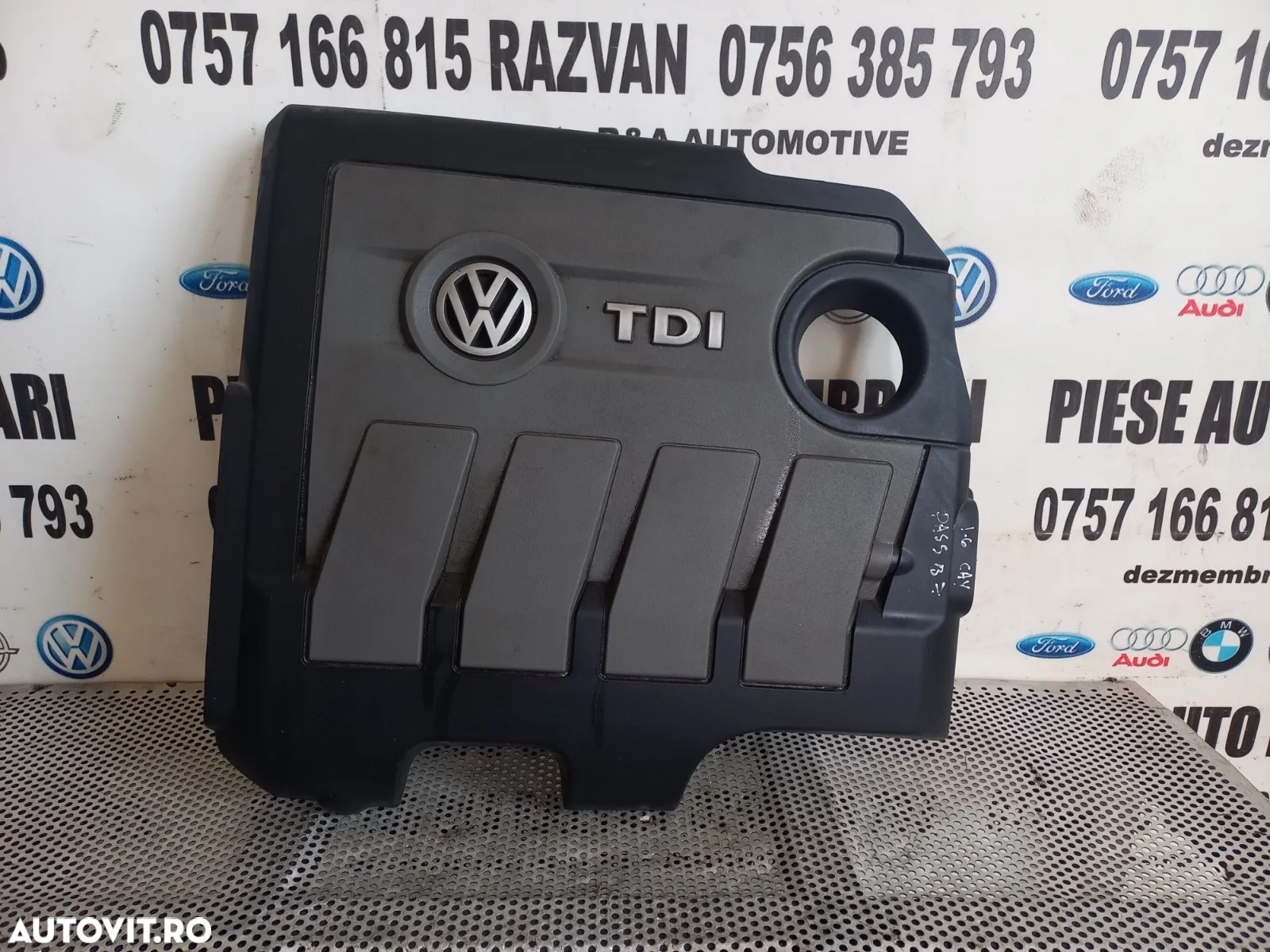 Capac Motor Vw Passat B7 1.6 Tdi Motor CAY An 2011-2012-2013-2014-2015 - Dezmembrari Arad - 4