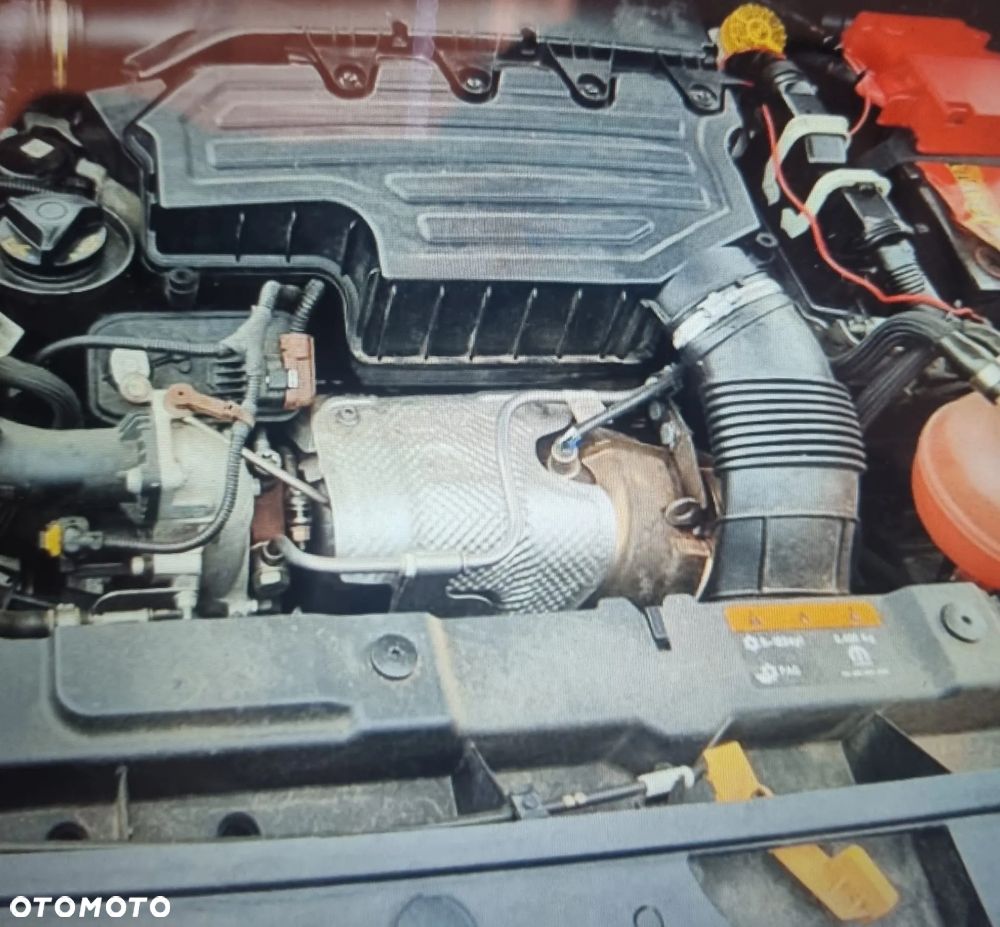 Jeep Renegade 1.3 GSE T4 Turbo Upland 4x4 S&S - 4