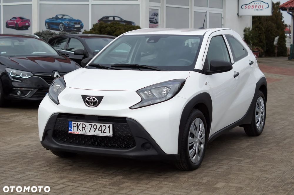 Toyota Aygo X Business Edition - 1