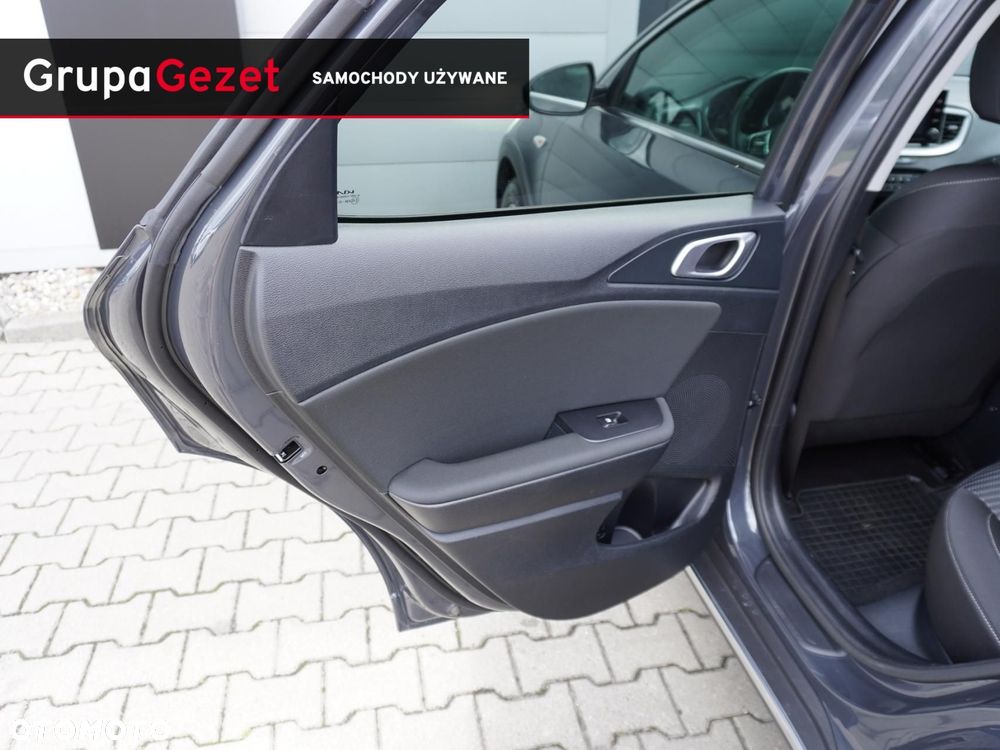 Kia XCeed 1.5 T-GDI M - 29