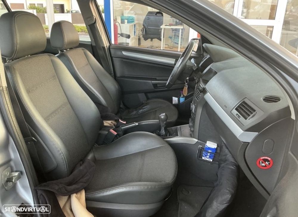 Opel Astra 1.3 CDTI Cosmo - 3