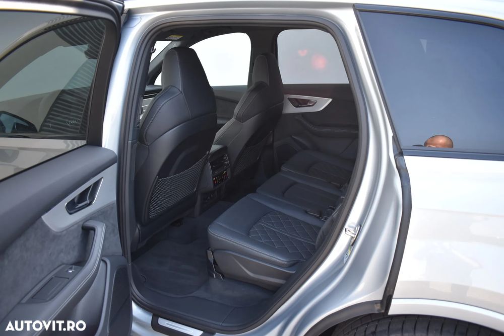 Audi Q7 55 TFSI quattro Tiptronic MHEV S Line - 27