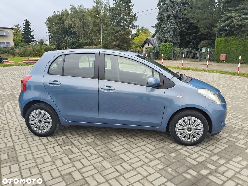 Toyota Yaris - 3
