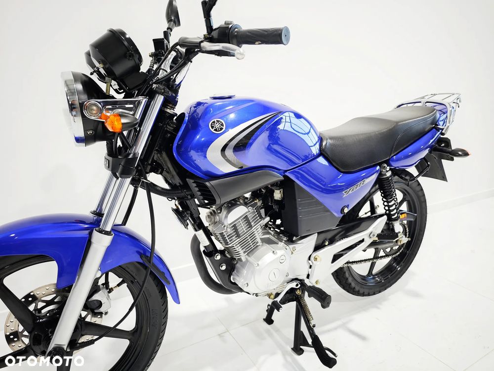 Yamaha YBR - 9