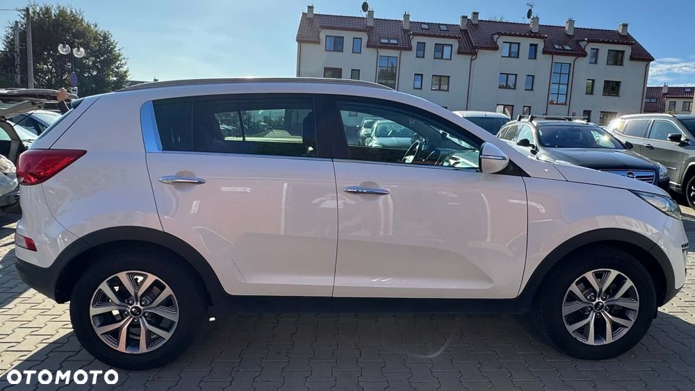Kia Sportage 2015 photo 2