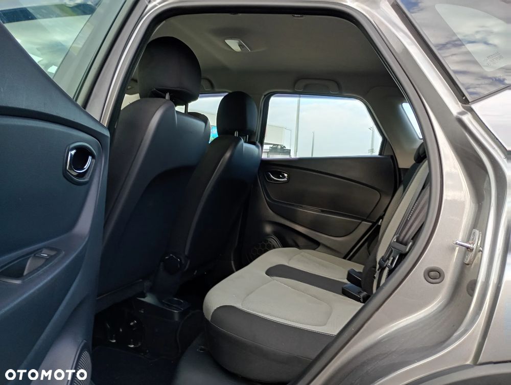 Renault Captur - 23