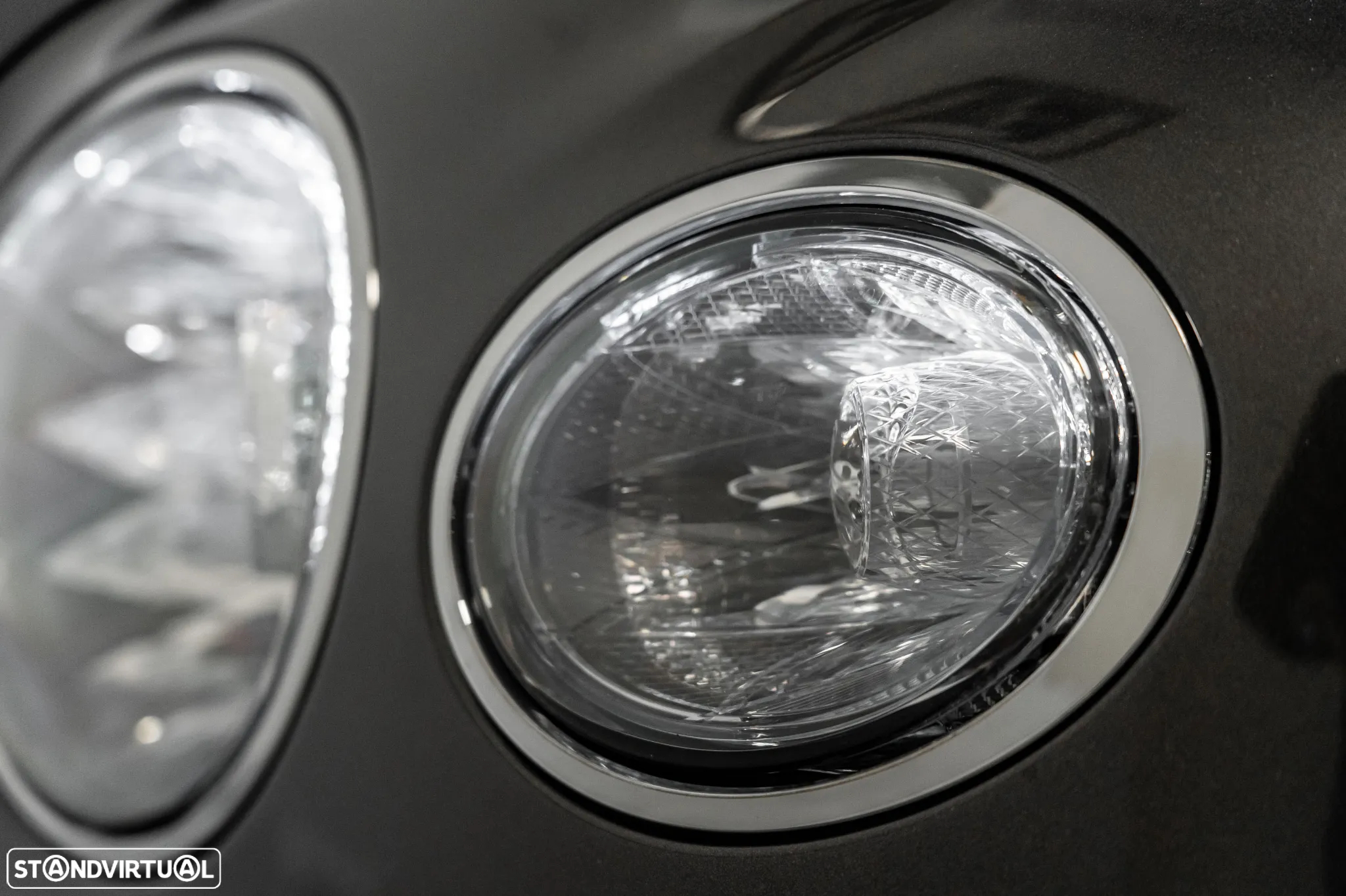 Bentley Flying Spur V8 Azure - 9