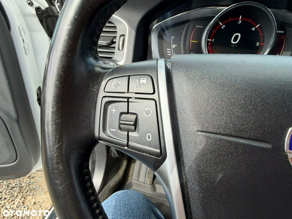 Volvo V60 - 17