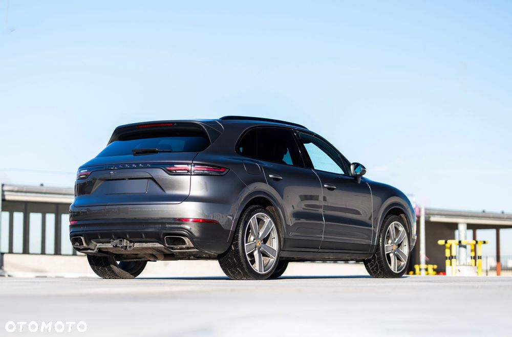 Porsche Cayenne Tiptronic S - 3