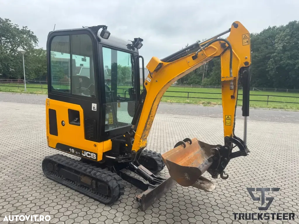 JCB 19C-1 - 3