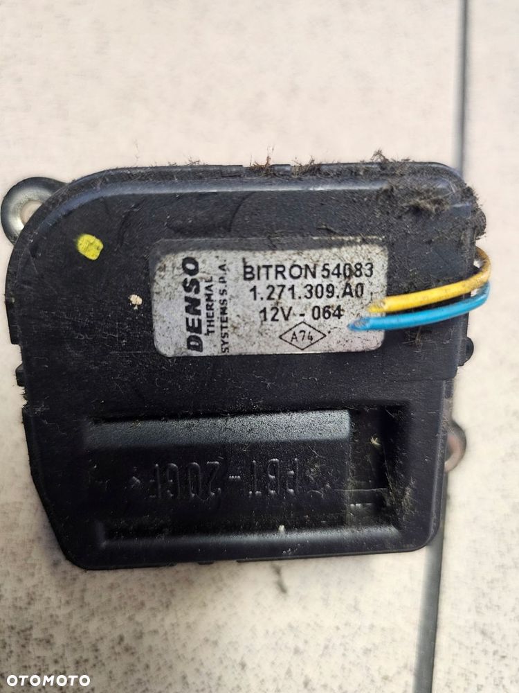 Silniczek nagrzewnicy 1271309A0 Renault Clio II - 2